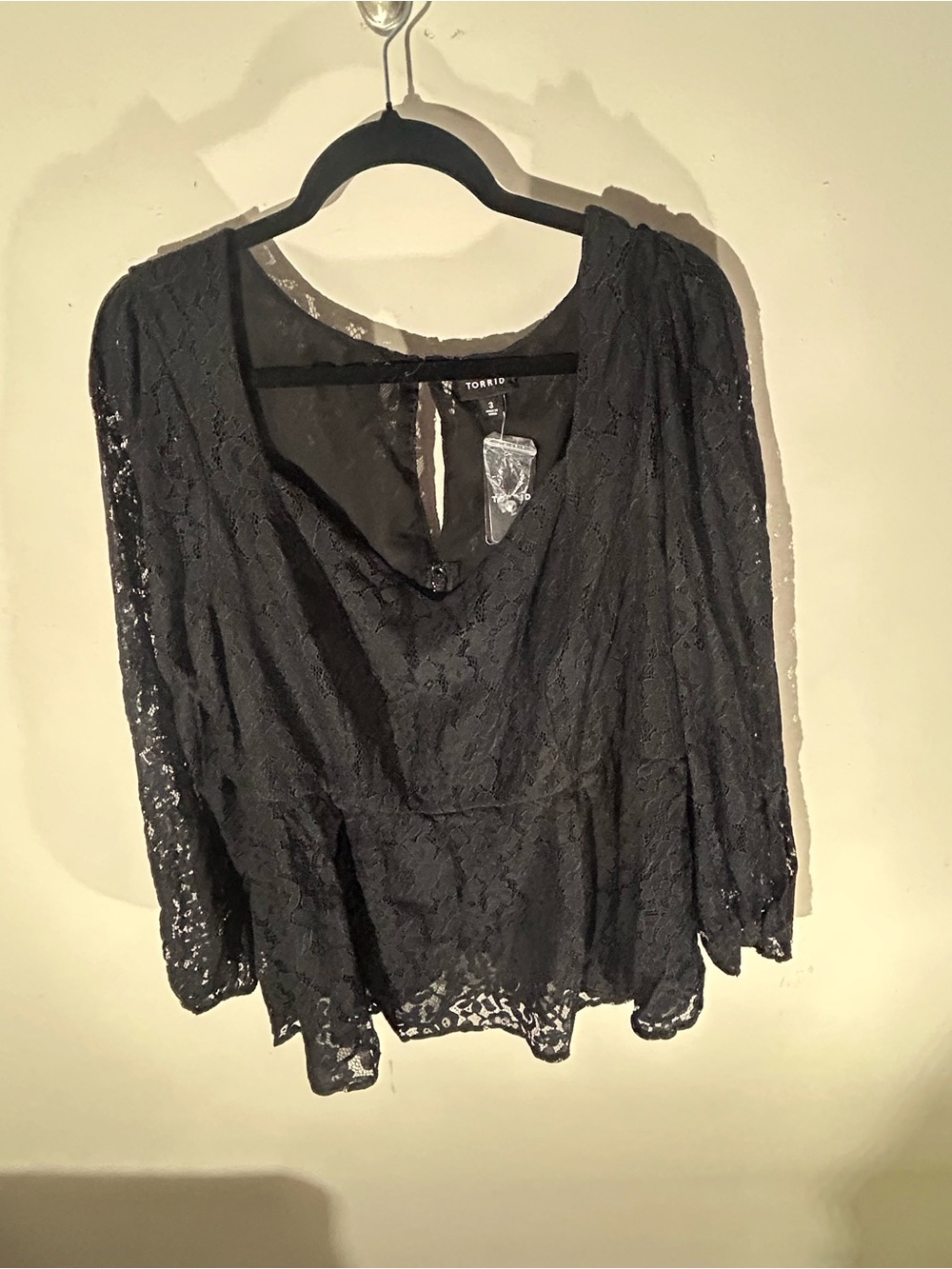 torrid size 3 Black Lace V-Neck Peplum Blouse NWT